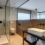 Aquarius Villa *