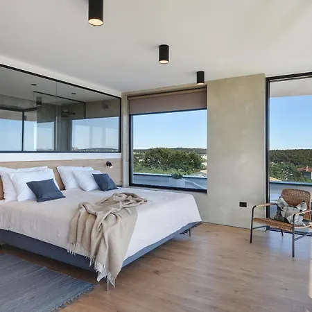 Aquarius Villa